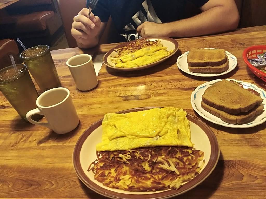 Hamtramck Coney Island | restaurant | 9741 Joseph Campau Ave, Hamtramck, MI 48212, USA | 3138734569 OR +1 313-873-4569