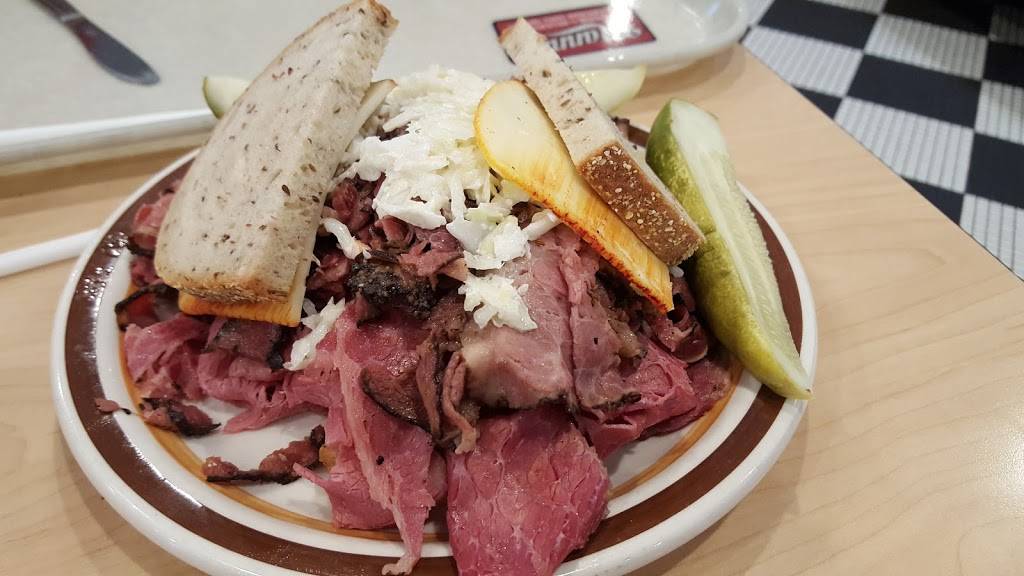 Mannys Coffee Shop & Deli | cafe | 1141 S Jefferson St, Chicago, IL 60607, USA | 3129392855 OR +1 312-939-2855