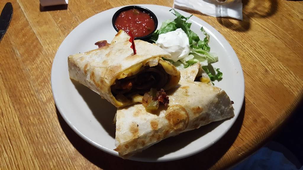 Avenue Grille & Bar | restaurant | 1821 Riverside Ave, Marinette, WI 54143, USA | 7157321000 OR +1 715-732-1000