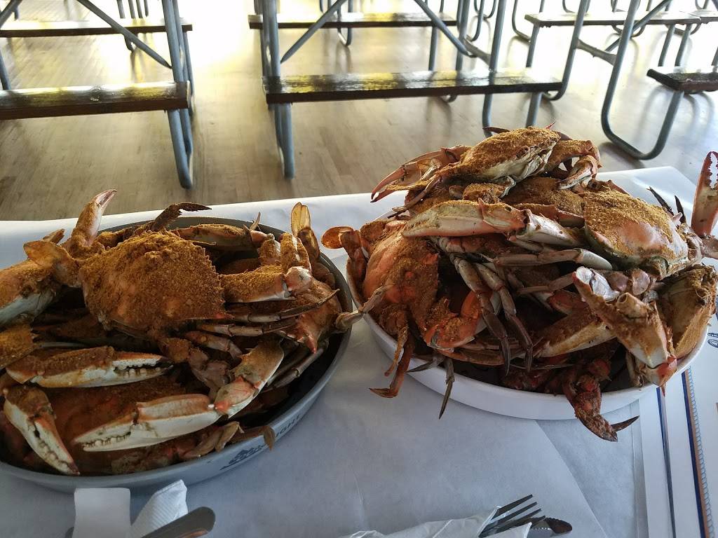 Cheshire Crab | restaurant | 1701 Poplar Ridge Rd, Pasadena, MD 21122, USA | 4103602220 OR +1 410-360-2220