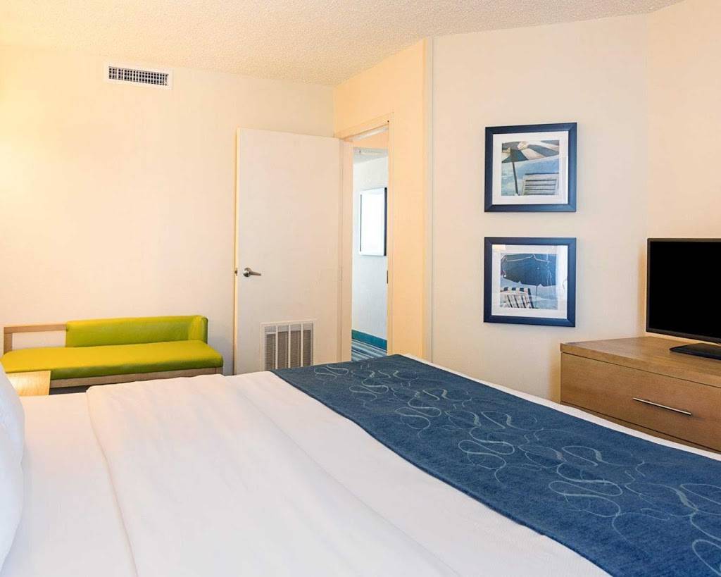 Comfort Suites Beachfront | restaurant | 2321 Atlantic Ave, Virginia Beach, VA 23451, USA | 7574912400 OR +1 757-491-2400