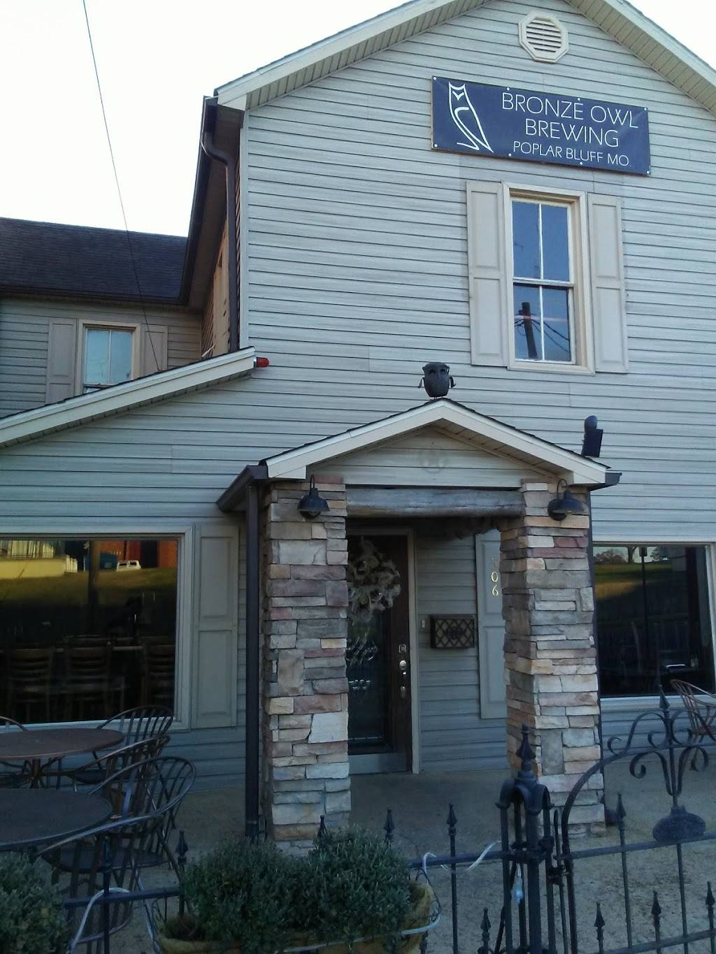 Bronze Owl | restaurant | 506 Vine St, Poplar Bluff, MO 63901, USA | 5738405202 OR +1 573-840-5202