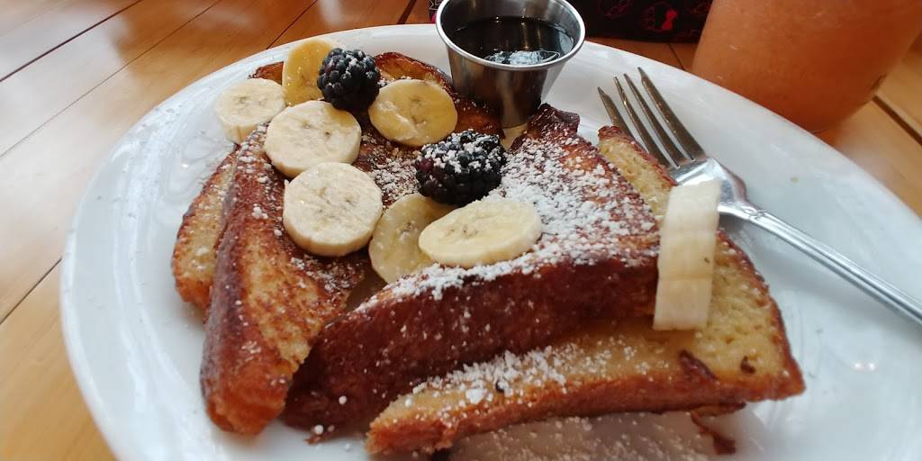 Duboce Park Cafe | cafe | 2 Sanchez St, San Francisco, CA 94114, USA | 4156211108 OR +1 415-621-1108