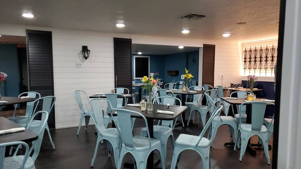 The Balcony | restaurant | 13550 W Main St, Larose, LA 70373, USA | 9856933368 OR +1 985-693-3368