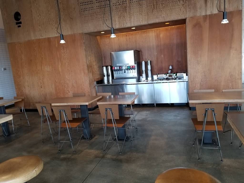 Chipotle Mexican Grill | restaurant | 1736 N Federal Hwy, Fort Lauderdale, FL 33305, USA | 9544005028 OR +1 954-400-5028