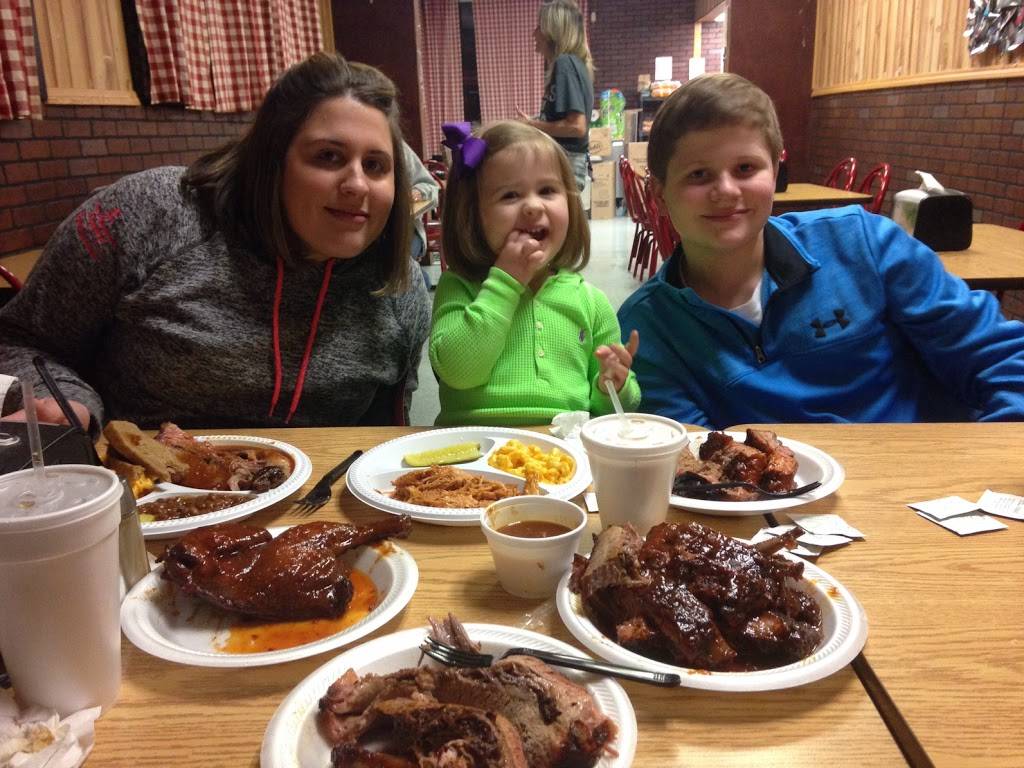 Tims Awesome BBQ | restaurant | 525 S Main St, Princeton, IN 47670, USA | 8123854400 OR +1 812-385-4400