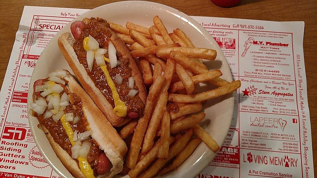 Raiders Coney & Bistro | restaurant | 208 N Main St, Almont, MI 48003, USA | 8107982272 OR +1 810-798-2272