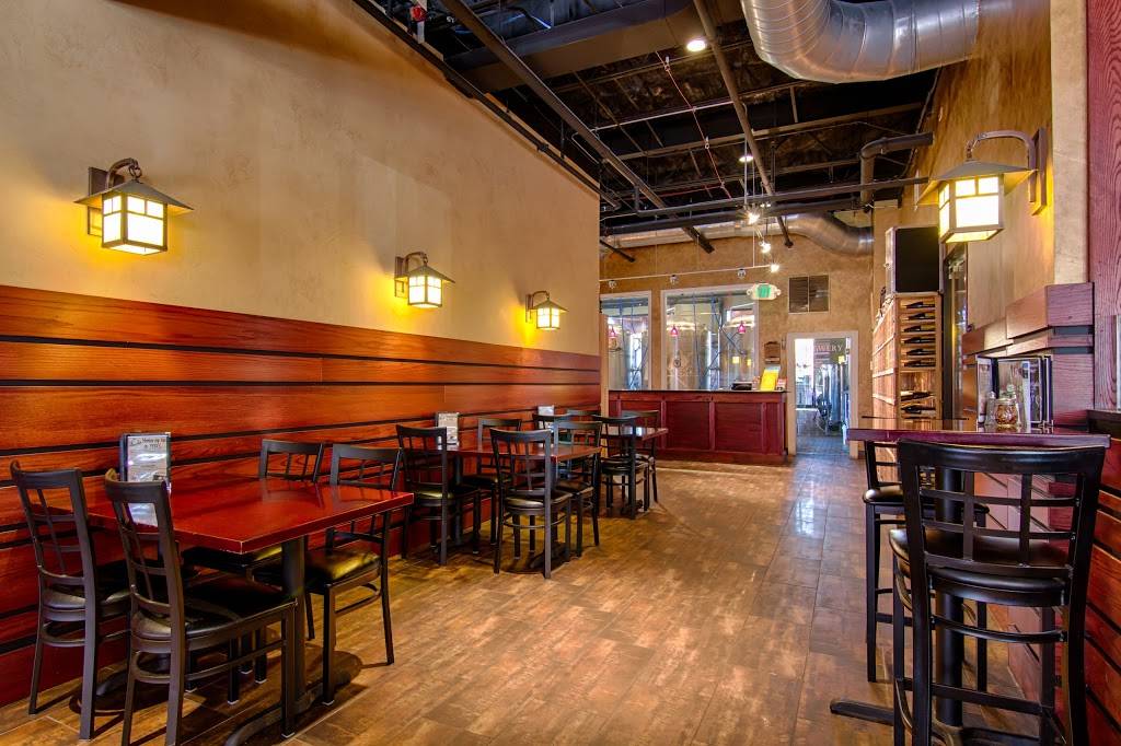 Village Vintner Winery & Brewery | restaurant | 2380 Esplanade Dr, Algonquin, IL 60102, USA | 8476584900 OR +1 847-658-4900