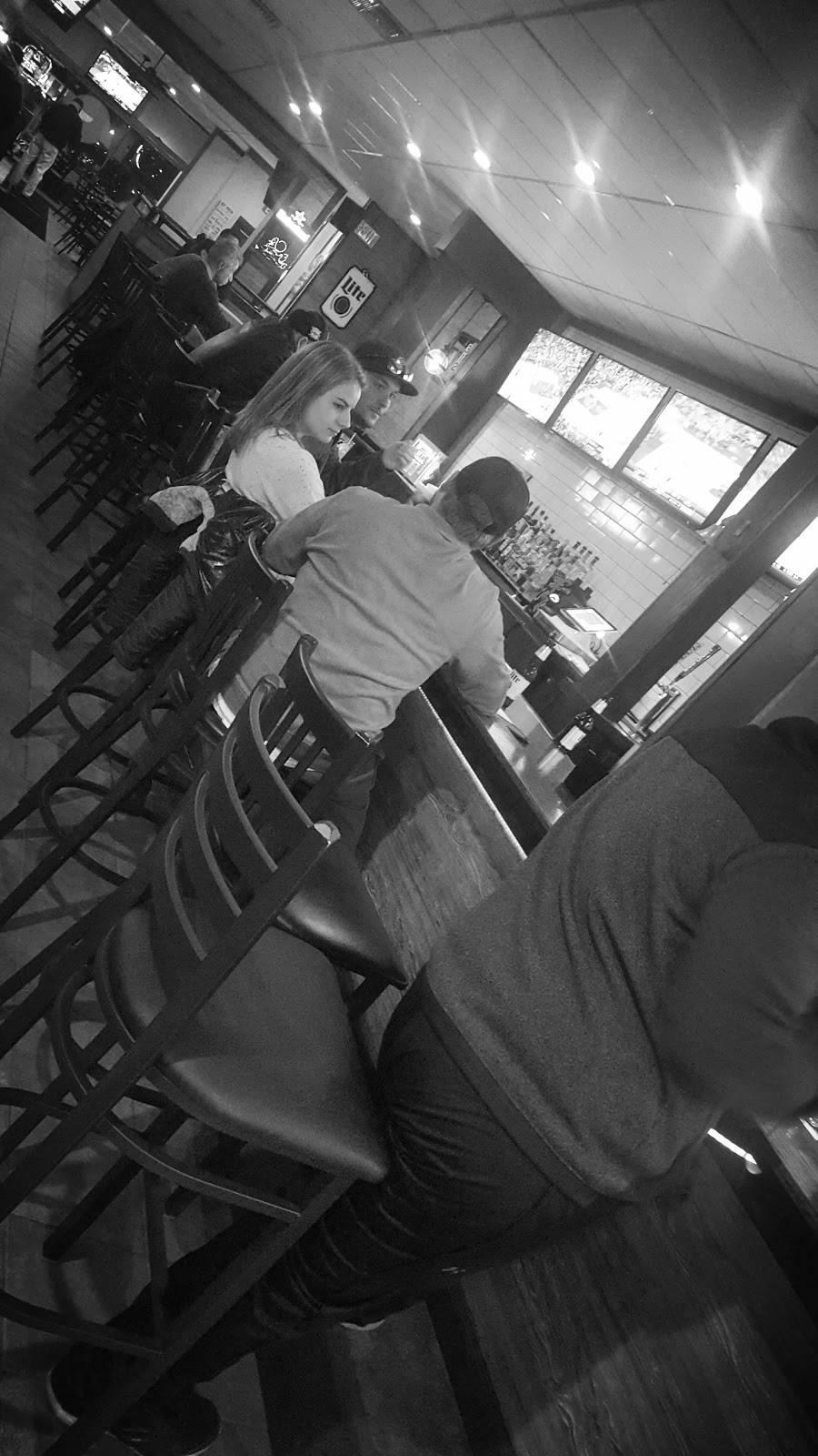 A-Town Pizza Pub & Grill | restaurant | 1941 W Galena Blvd, Aurora, IL 60506, USA | 6308440044 OR +1 630-844-0044