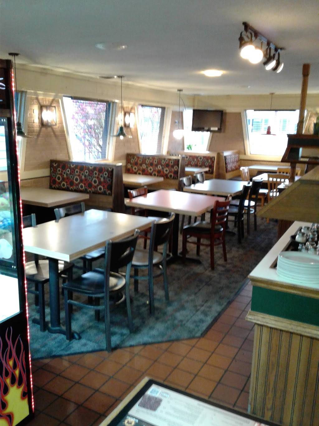 Pizza Hut | meal takeaway | 502 W Cunningham St, Butler, PA 16001, USA | 7242826514 OR +1 724-282-6514