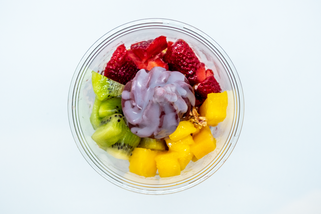 Berry Bliss Açaí Bowls & More | meal takeaway | 1516 W Taylor St, Chicago, IL 60607, USA | 3123741198 OR +1 312-374-1198