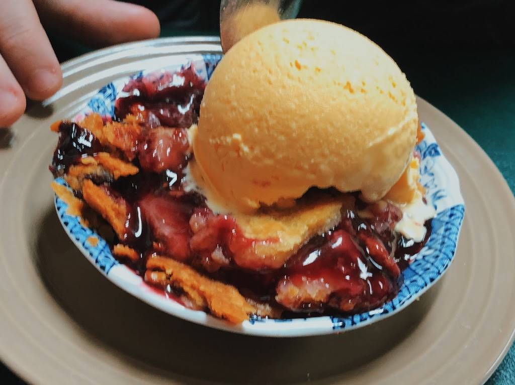 Codys Diner | restaurant | 113 Cumberland St, Ashland City, TN 37015, USA | 6154153368 OR +1 615-415-3368