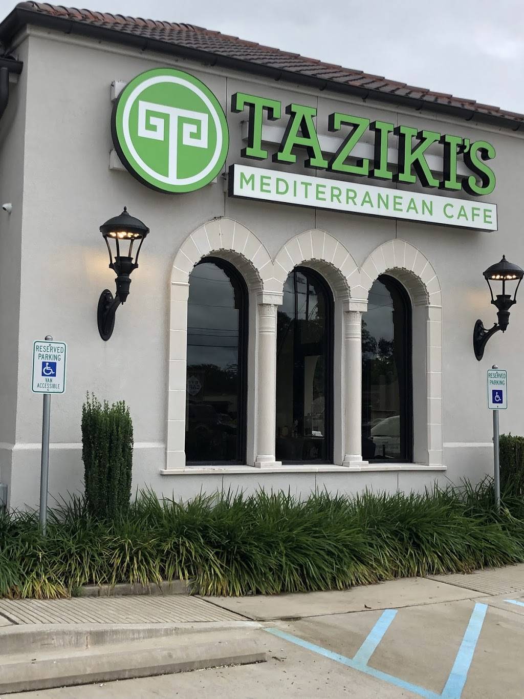 Tazikis Mediterranean Cafe | restaurant | 5821 Line Ave, Shreveport, LA 71106, USA | 3183004890 OR +1 318-300-4890