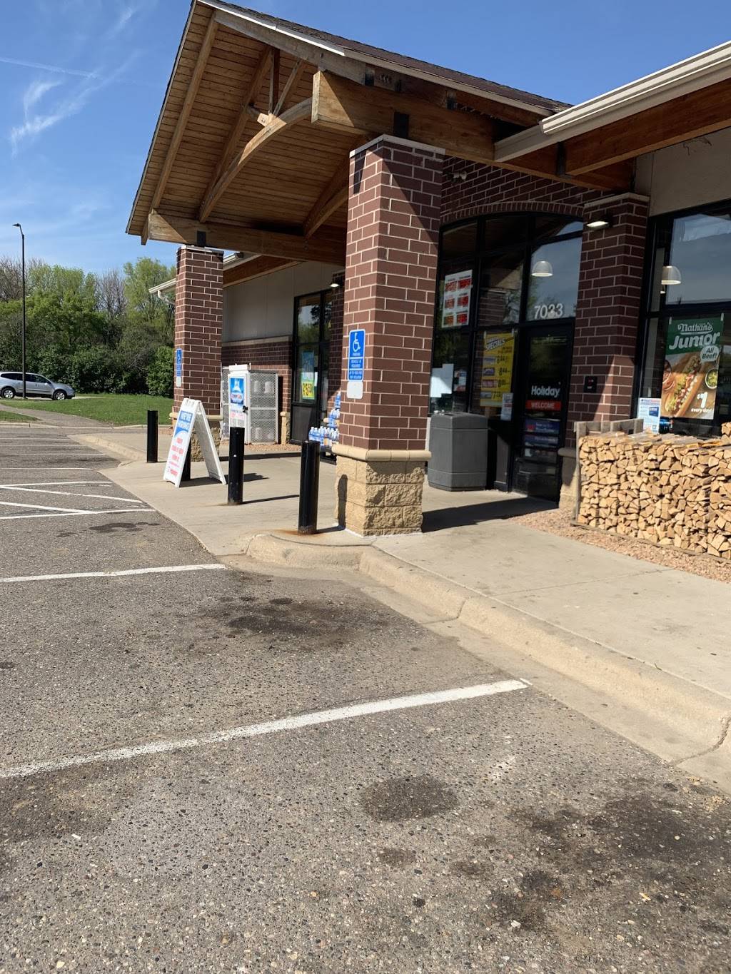 Holiday Stationstores | cafe | 7033 Jorgensen Ln S, Cottage Grove, MN 55016, USA | 6514588080 OR +1 651-458-8080