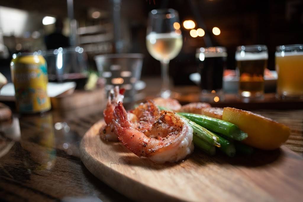 Flights & Irons Urban Kitchen | restaurant | 376 Camino De Estrella, San Clemente, CA 92672, USA | 9493883991 OR +1 949-388-3991