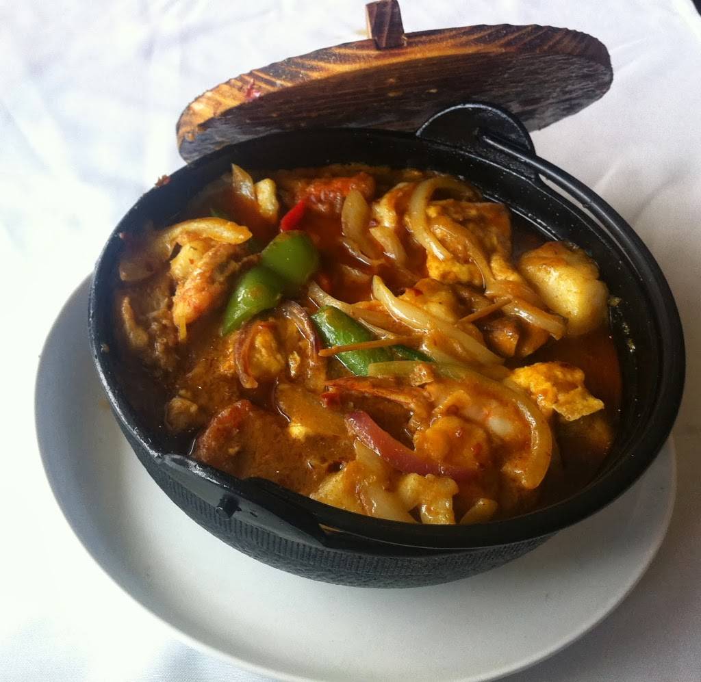 Reiki Sushi & Asian Bistro | restaurant | 239 Danbury Rd, Wilton, CT 06897, USA | 2037628788 OR +1 203-762-8788