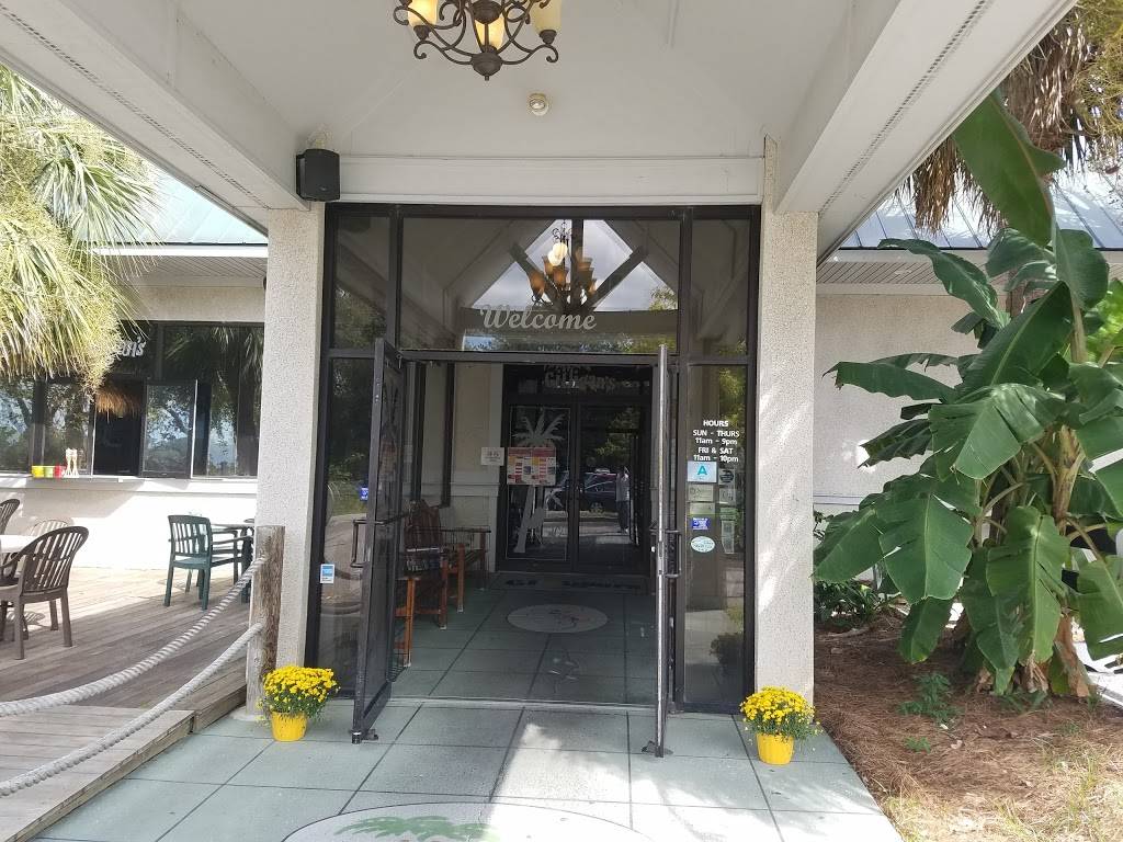 Gilligans Seafood Restaurant- Beaufort | restaurant | 2601 Boundary St, Beaufort, SC 29906, USA | 8433792244 OR +1 843-379-2244