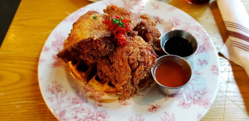 Southern Kin Cookhouse | restaurant | 500 Assembly Row, Somerville, MA 02145, USA | 6177645966 OR +1 617-764-5966