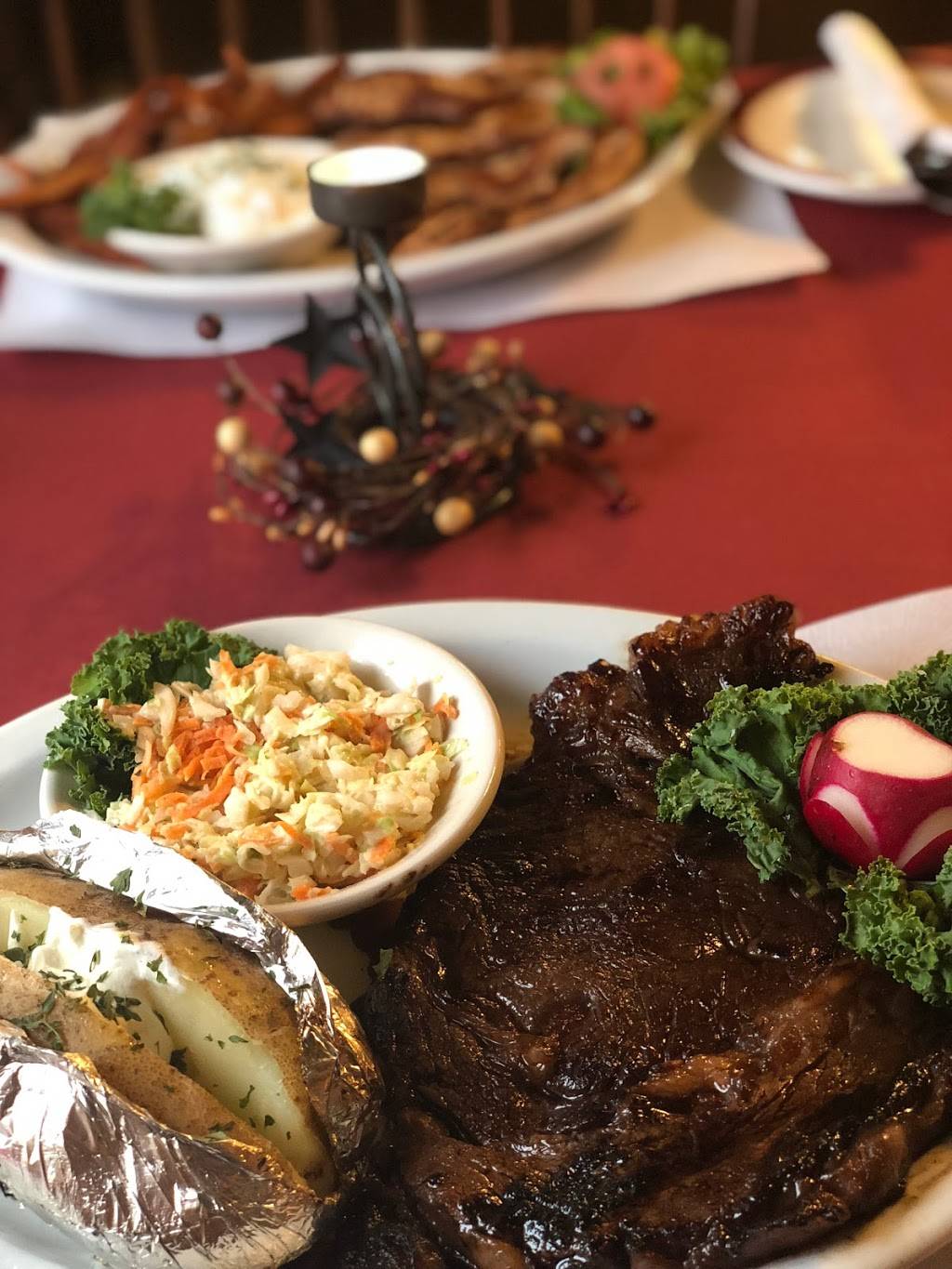 The Crossing | restaurant | 14 Province St, Richford, VT 05476, USA | 8028483393 OR +1 802-848-3393