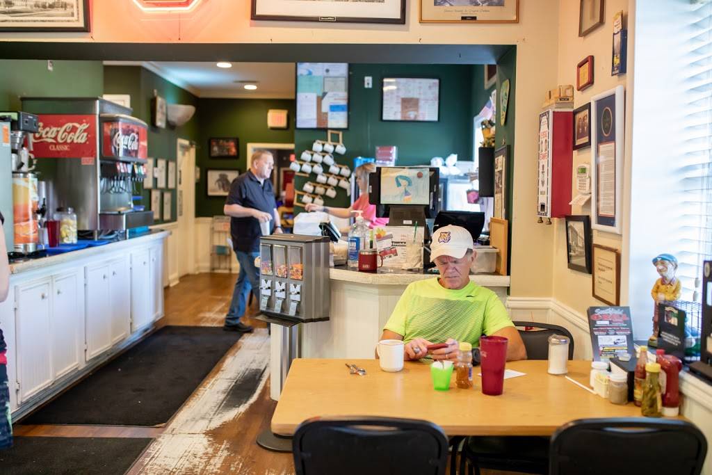 Southfield Grill | restaurant | 315 Southfield Rd, Shreveport, LA 71105, USA | 3182194148 OR +1 318-219-4148