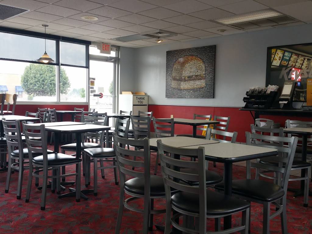 Krystal | meal takeaway | 2740 Wilma Rudolph Blvd, Clarksville, TN 37040, USA | 9316472178 OR +1 931-647-2178