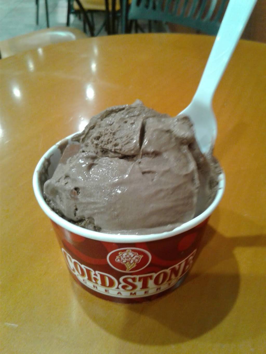Cold Stone Creamery | bakery | 2774 E Fowler Ave, Tampa, FL 33612, USA | 8139750102 OR +1 813-975-0102