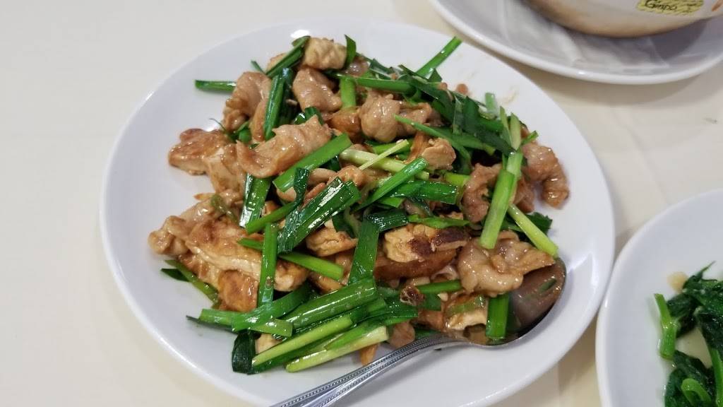 Home Town Restaurant | restaurant | 7218 18th Ave, Brooklyn, NY 11204, USA | 7188378818 OR +1 718-837-8818