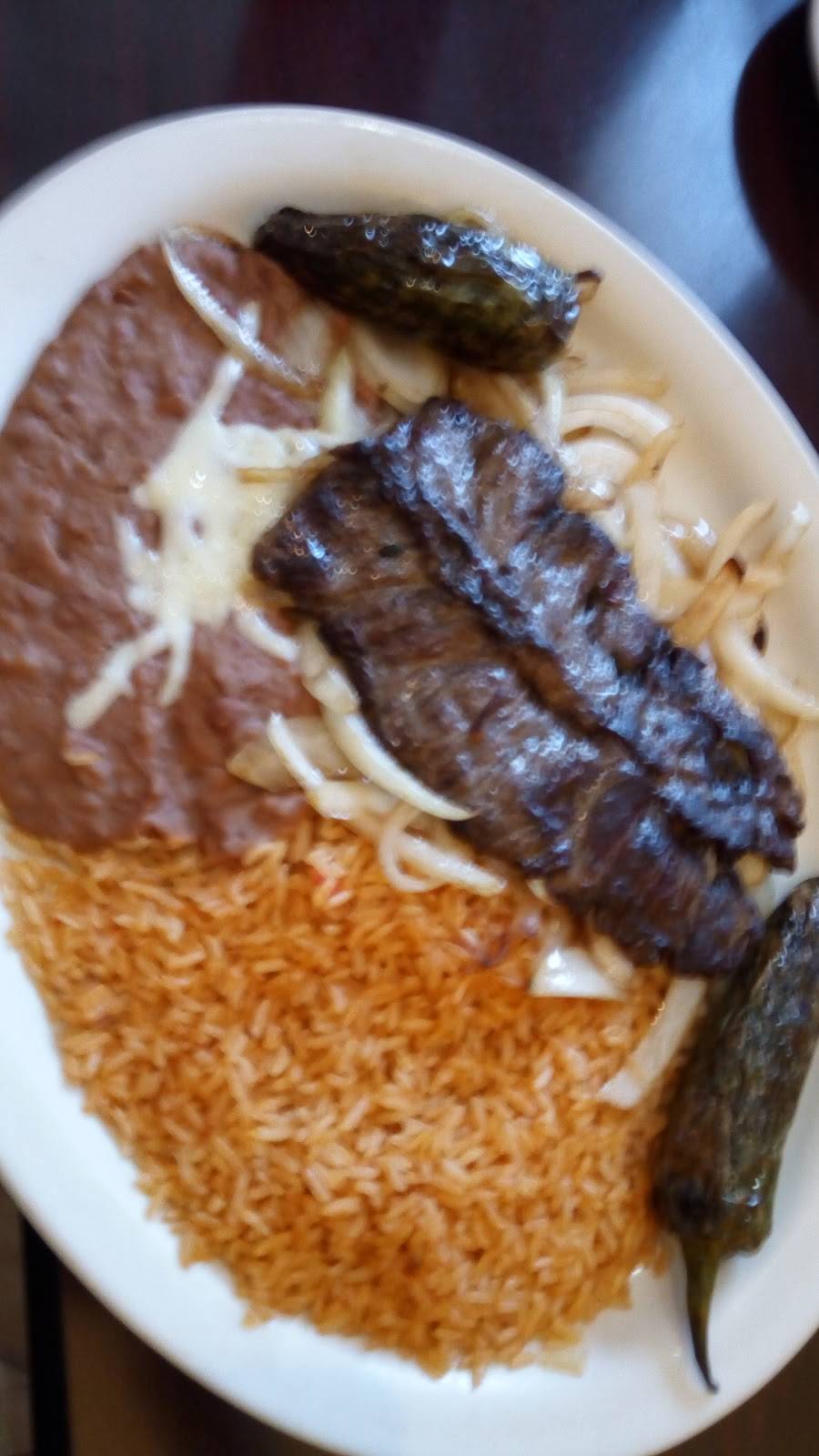 El Nopal | restaurant | 12418 La Grange Rd suite 120, Louisville, KY 40245, USA | 5022431301 OR +1 502-243-1301