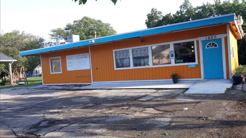 Family restaurant | restaurant | Bay City, TX 77414, USA | 9793324423 OR +1 979-332-4423