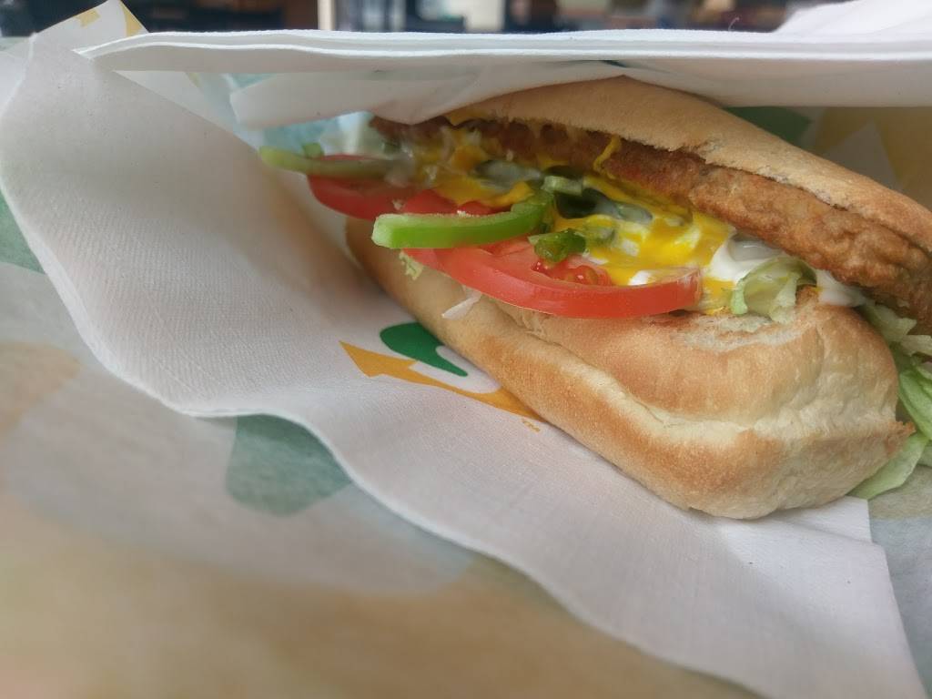 Subway Restaurants | restaurant | 297 E Highland Ave, San Bernardino, CA 92404, USA | 9098861133 OR +1 909-886-1133