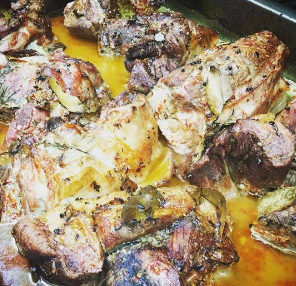 Toms #1 Burgers | restaurant | 626 E Sepulveda Blvd, Carson, CA 90745, USA | 3108343475 OR +1 310-834-3475