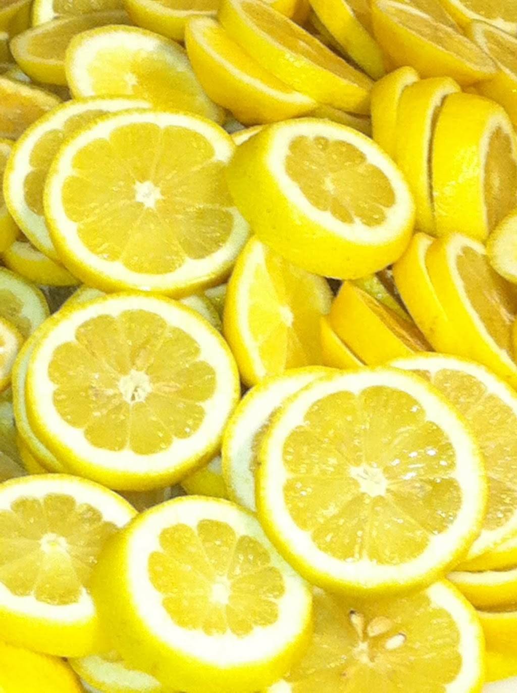 Cowabunga | restaurant | 254 Robinson St, Wakefield, RI 02879, USA | 4012279333 OR +1 401-227-9333