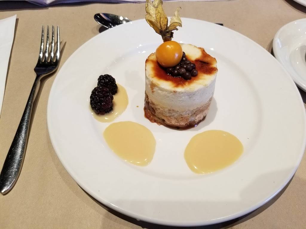 Bistro La Cohue | restaurant | 3440 Chemin des Quatre-Bourgeois, Québec, QC G1W 2L3, Canada | 4186591322 OR +1 418-659-1322