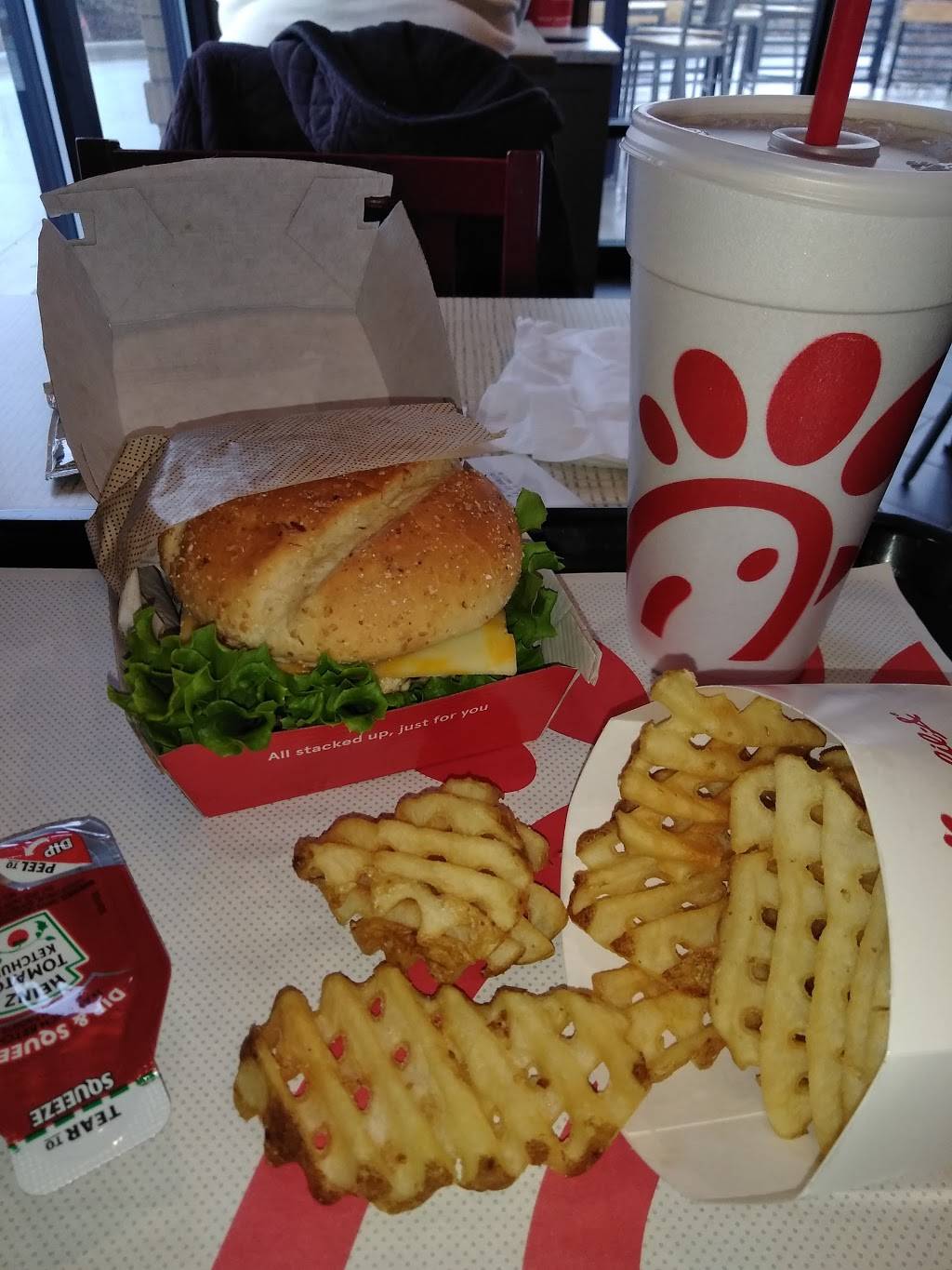 Chick-fil-A | restaurant | 2332 N Park Dr, Holland, MI 49424, USA | 6163559933 OR +1 616-355-9933