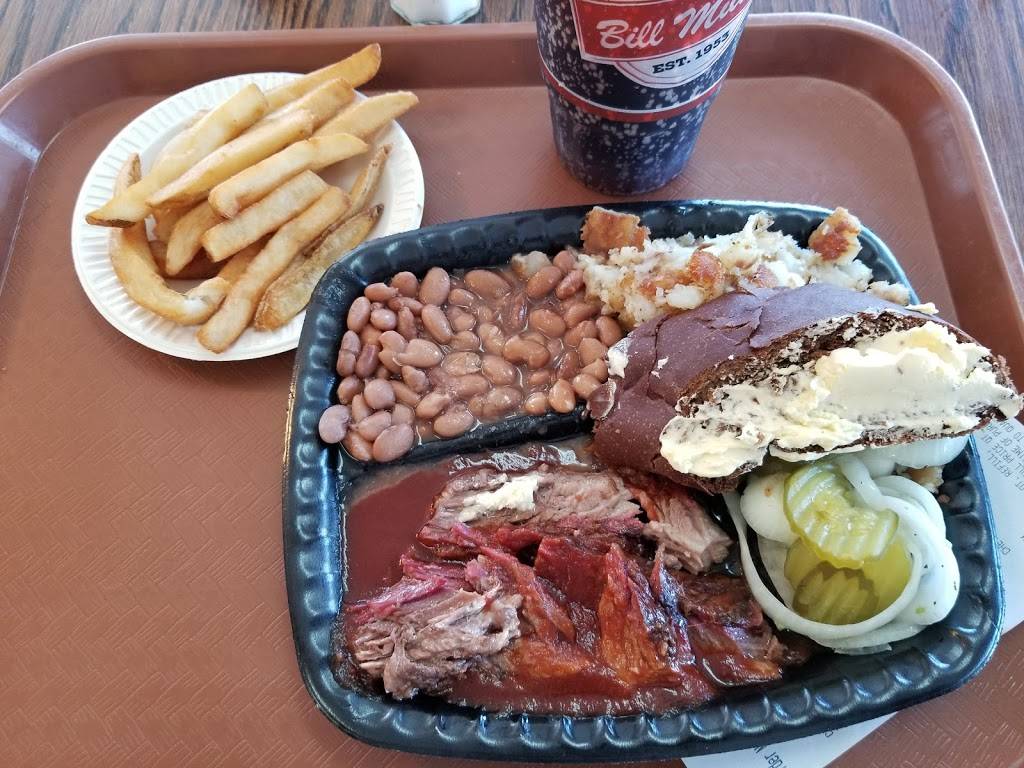 Bill Miller Bar-B-Q | restaurant | 910 E, Probandt, San Antonio, TX 78204, USA | 2102264707 OR +1 210-226-4707