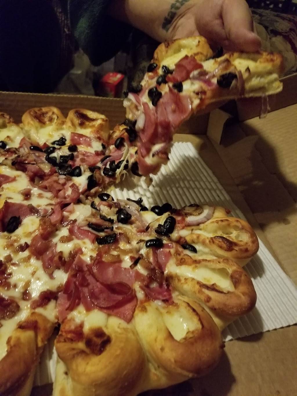 Pizza Hut | meal takeaway | 4344 Loughborough Ave, St. Louis, MO 63116, USA | 3143526677 OR +1 314-352-6677