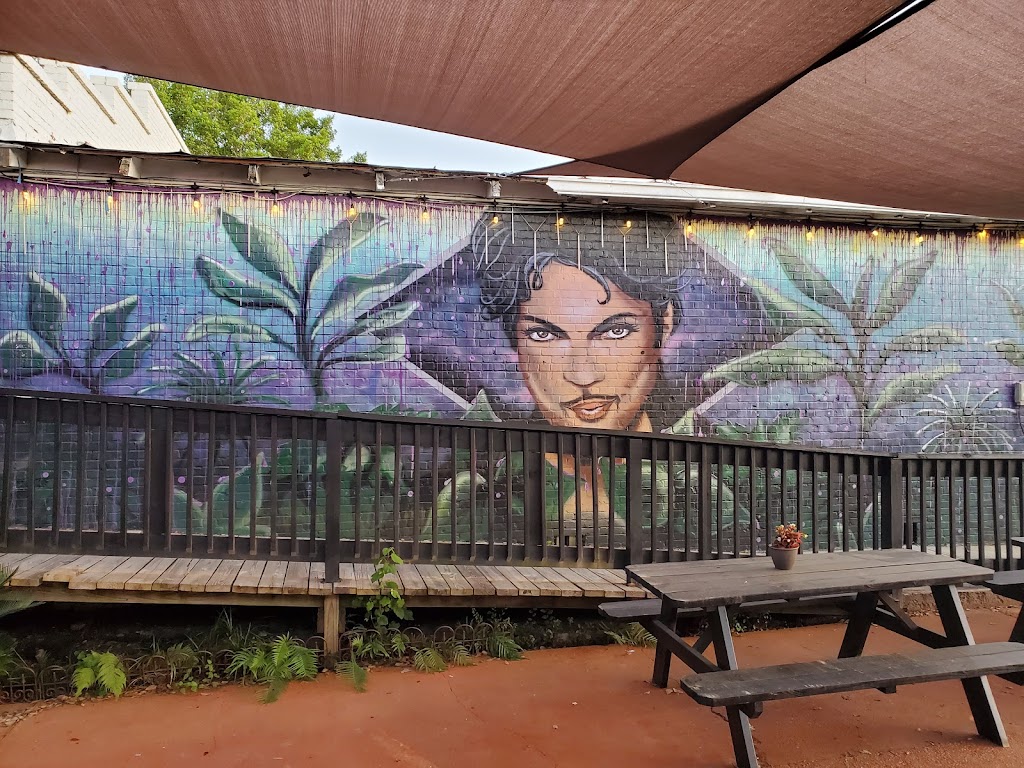 The Junction At Monroe | night club | 2011 S Monroe St, Tallahassee, FL 32301, USA | 8002723151 OR +1 800-272-3151