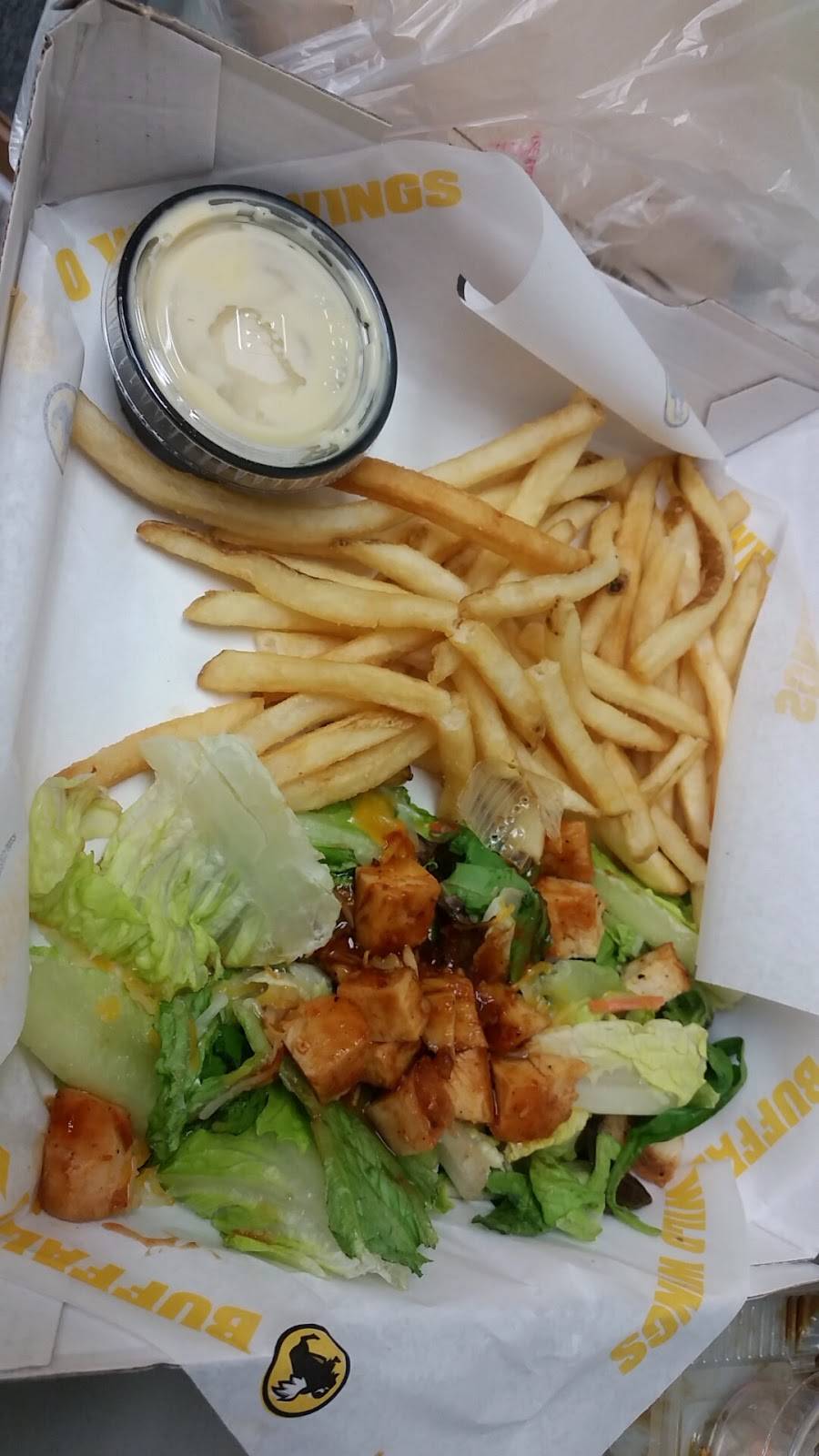 Buffalo Wild Wings | restaurant | 15301 Ventura Blvd P16, Sherman Oaks, CA 91403, USA | 8187289640 OR +1 818-728-9640