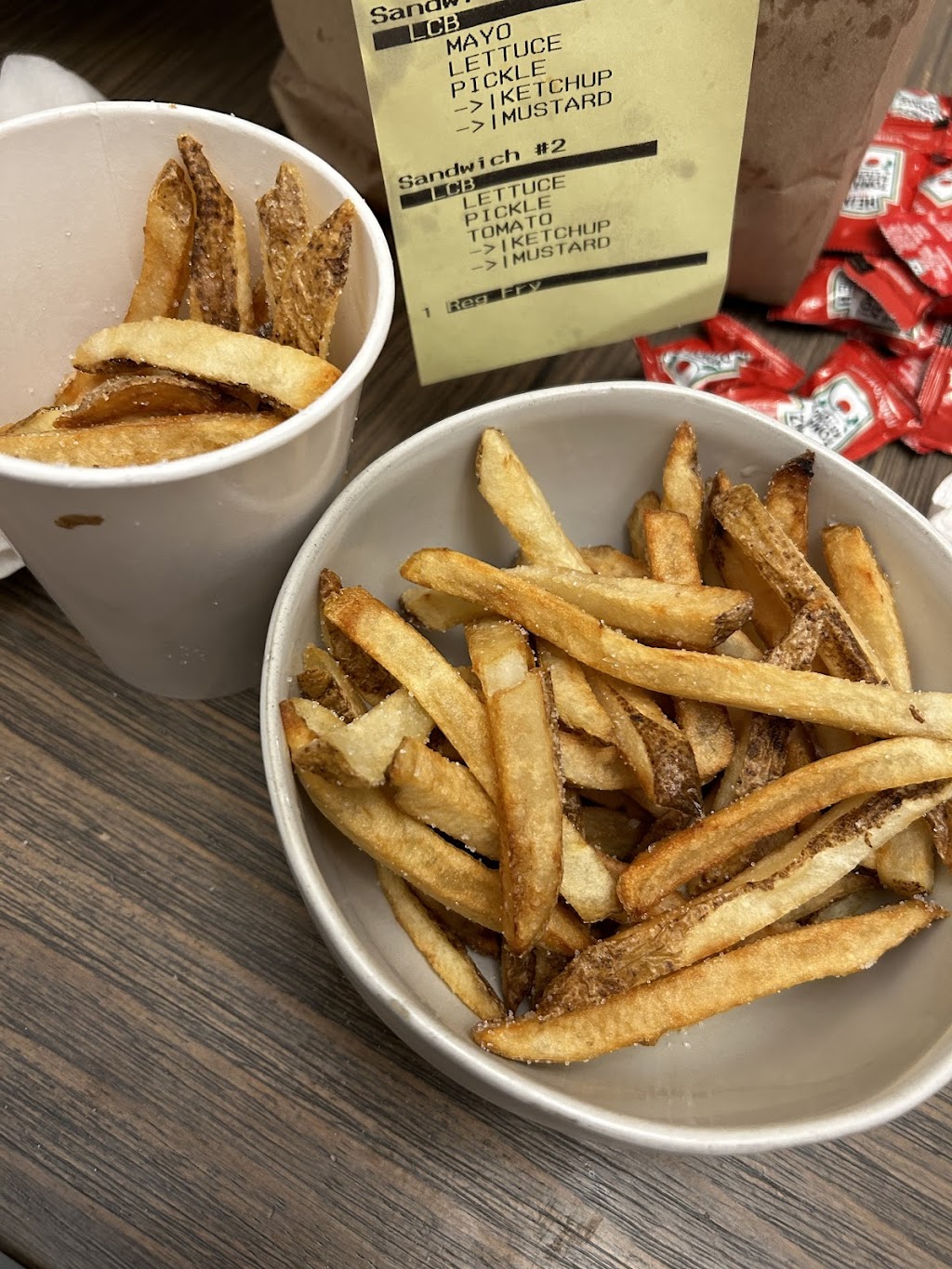 Five Guys | meal takeaway | 44795 Dulles Overlook Dr Suite 100, Ashburn, VA 20147, USA | 7038582425 OR +1 703-858-2425