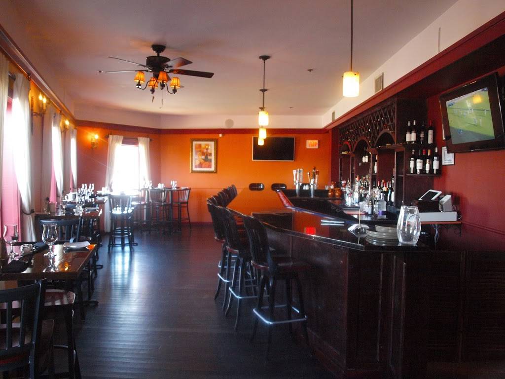 El Pulpo & Tapas Bar - Middletown | restaurant | 46 Melilli Plaza, Middletown, CT 06457, USA | 8607887525 OR +1 860-788-7525