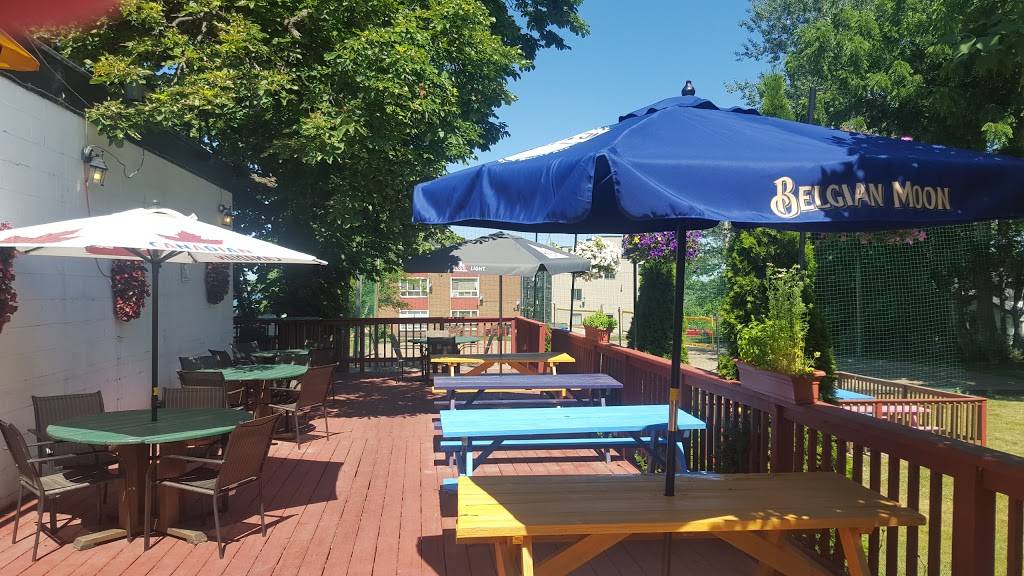 Dominion House | meal takeaway | 3140 Sandwich St, Windsor, ON N9C 1A7, Canada | 5199717400 OR +1 519-971-7400