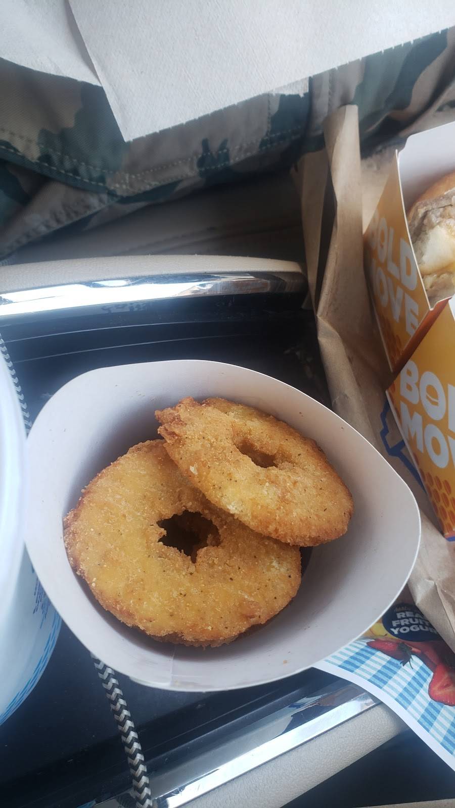 White Castle | restaurant | 2009 Hebert St, St. Louis, MO 63107, USA | 3142413121 OR +1 314-241-3121