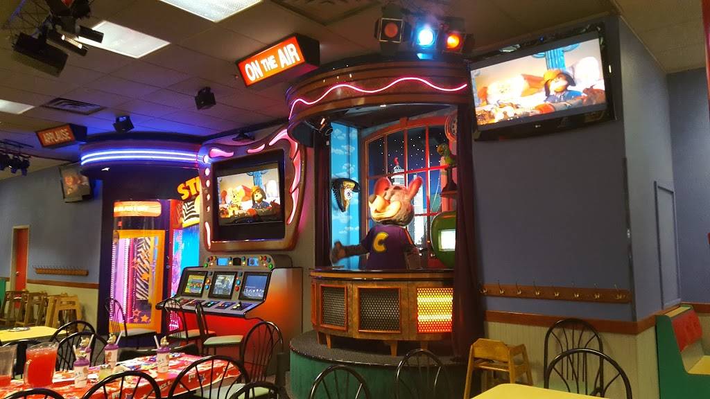Chuck E. Cheese | restaurant | 3671 28th St SE, Grand Rapids, MI 49512, USA | 6169427993 OR +1 616-942-7993