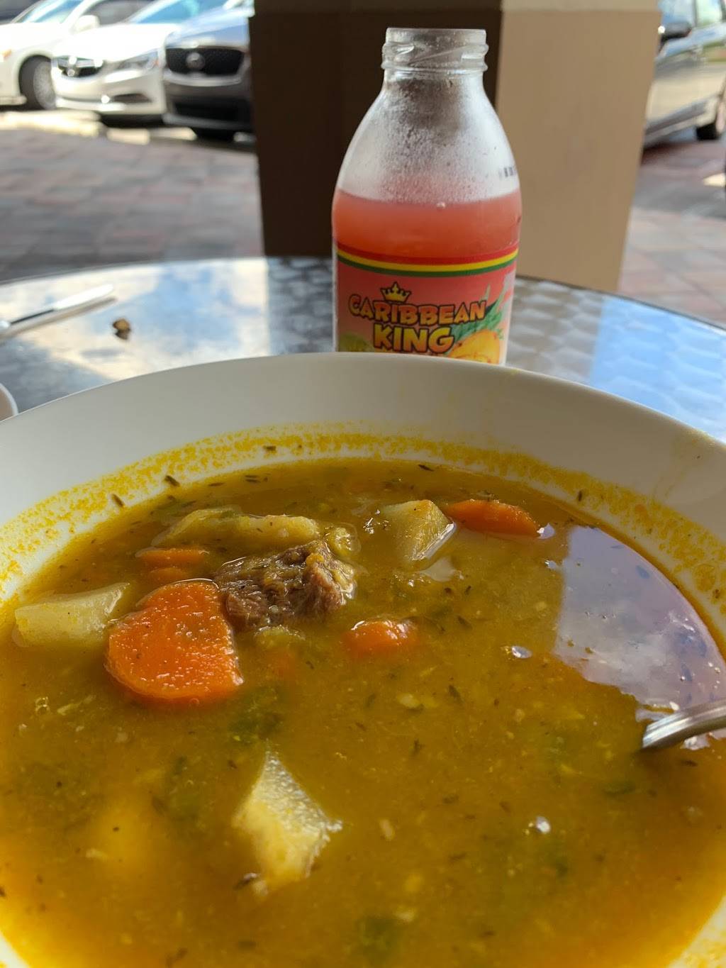 Jamrock Cuisine | restaurant | 12560 N Kendall Dr, Miami, FL 33186, USA | 3055987625 OR +1 305-598-7625