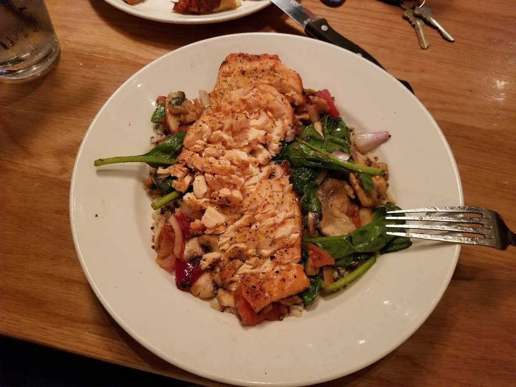 BJs Restaurant & Brewhouse | restaurant | 3531 N Freeway Blvd, Sacramento, CA 95834, USA | 9165701327 OR +1 916-570-1327