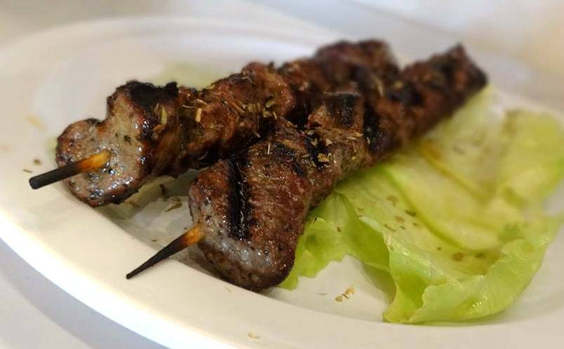 Nalinis Gyros & Burgers | restaurant | 14544 W Center Rd, Omaha, NE 68144, USA | 4023159756 OR +1 402-315-9756