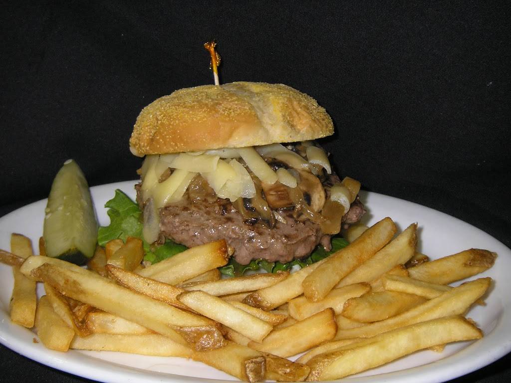 Still Creek Inn | restaurant | 73365 US-26, Rhododendron, OR 97049, USA | 5036224618 OR +1 503-622-4618