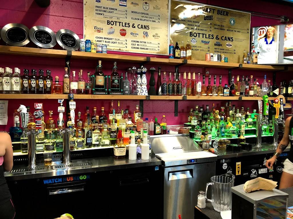 RAD DADS Tacos & Tequila Bar | restaurant | 470 W Western Ave suite a, Muskegon, MI 49440, USA | 2317667669 OR +1 231-766-7669