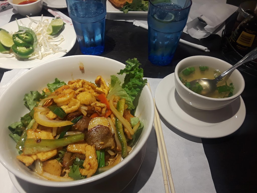 Pho Lantern Cafe | cafe | 1113 N Harbor Blvd, Fullerton, CA 92832, USA | 7144479643 OR +1 714-447-9643