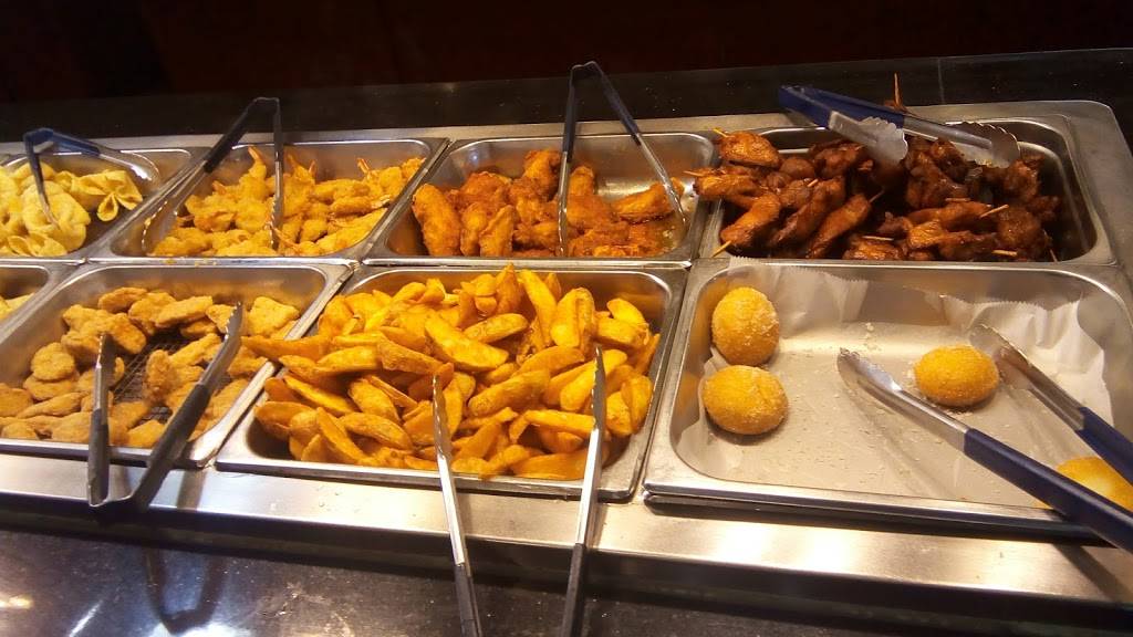 Crown Buffet | restaurant | 1350 N Hampton Rd, Dallas, TX 75208, USA | 2149483533 OR +1 214-948-3533